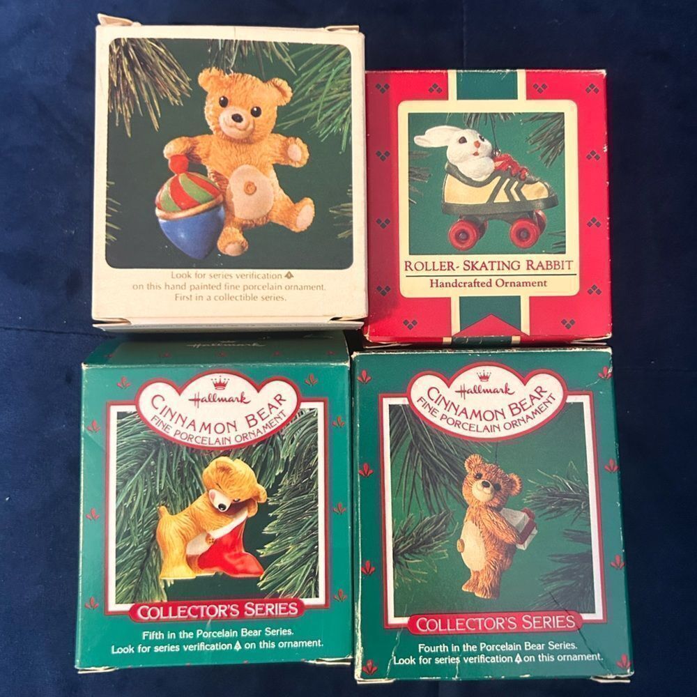 Bundle of 4 vintage Christmas ornaments